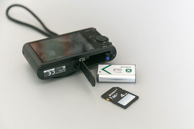 Sony WX300 (10).jpg